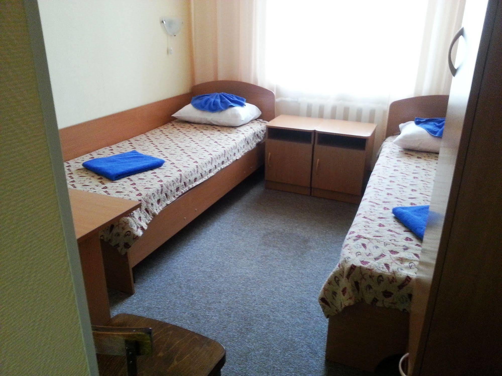 Sever Hotel - Hostel Krasnoyarsk Ngoại thất bức ảnh